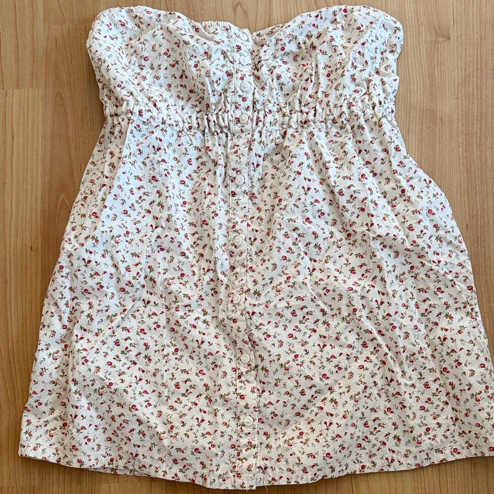 Silver Jeans Cream and Red Smocked Top